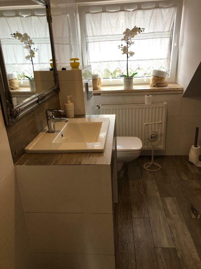 Dworek Wymyslowo Tuchola Eksteriør billede